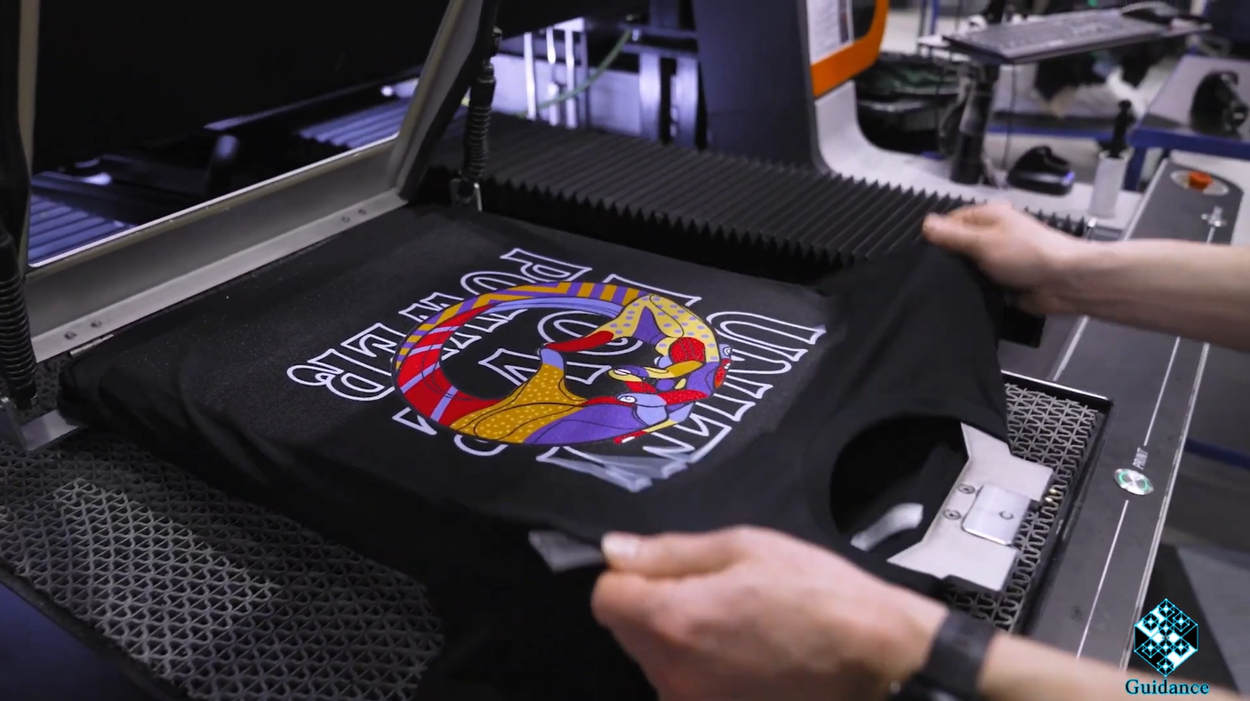 Translation missing: en.sections.video.load_video